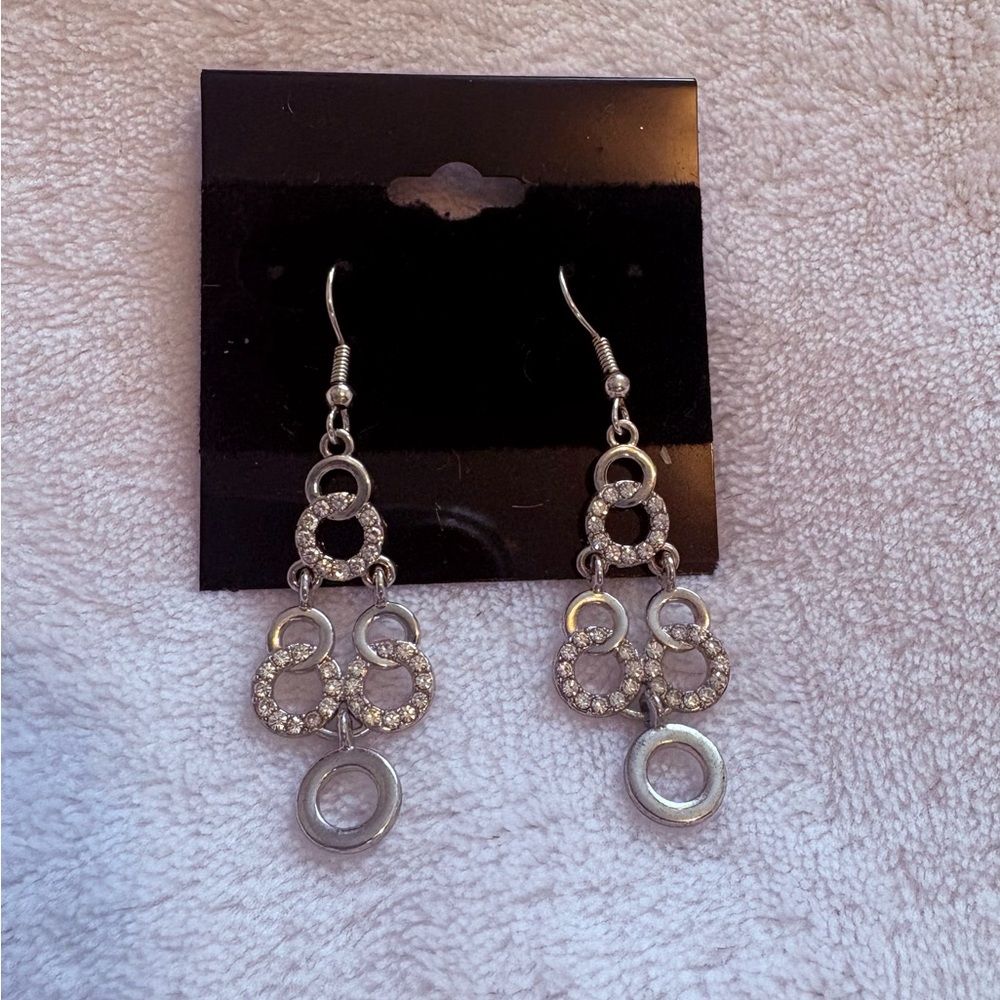 Fashion Jewelry Silver Crystal Earrings